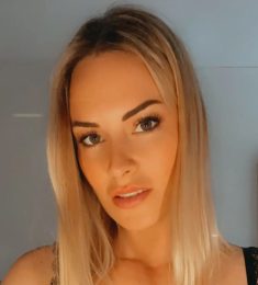 Adriana 333, 37 ans, Une femme, Joinville-le-Pont, France