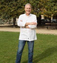 Christian, 68 ans, Un homme, Paris, France